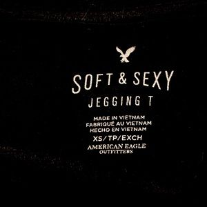 BUNDLE • long sleeve fitted tees